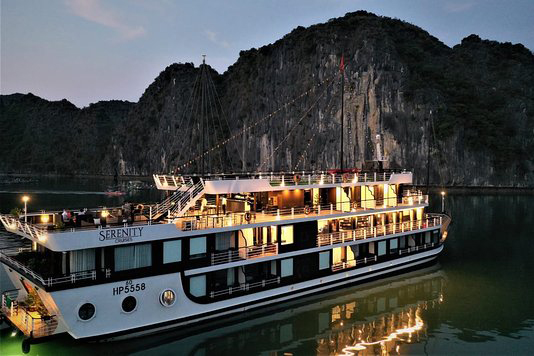 Halong Bay Serenity Cruise 02 days 01 night